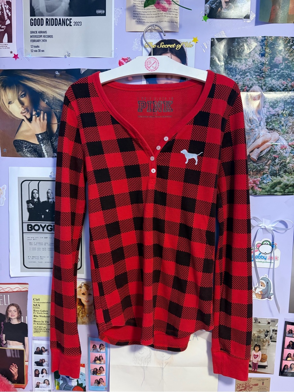 Rare Victoria's Secret Pink Red & Black Plaid Henley Long-Sleeve Top 💋❤️